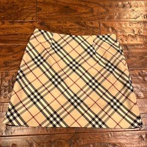 Burberry London early 2000's mini skirt size 4 US